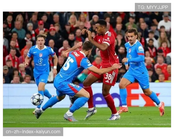 英超球队开球直接踢出边线 主动让出球权成战术新选择